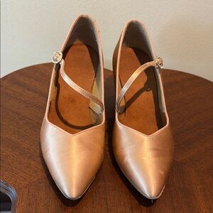 Ballroom dance shoes  satin  light Peach/rose gold  rhinestone buckle
Leather so